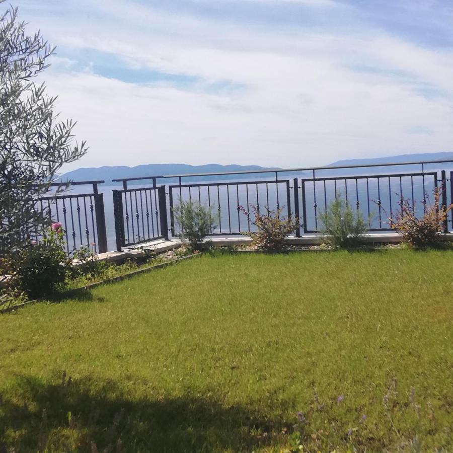Studio Apartment "Brigita",Parking With Gate Fiume Kültér fotó