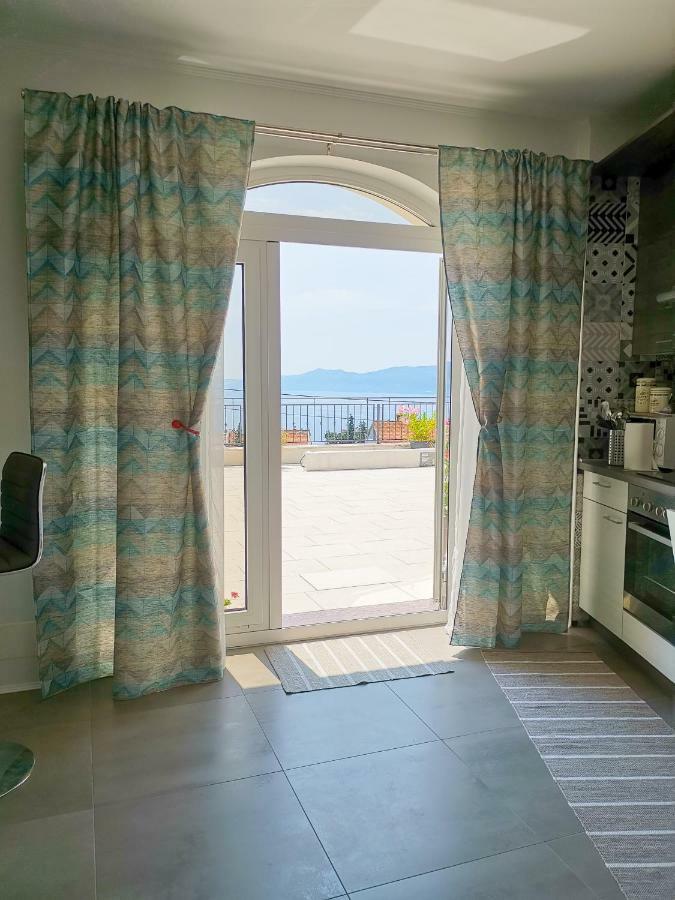 Studio Apartment "Brigita",Parking With Gate Fiume Kültér fotó